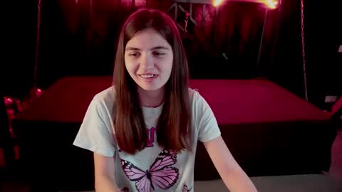 lizatiffanya_ online show from April 19, 12:39 pm