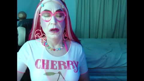 Lizi Chery Strawbery online show from April 20, 9:01 am