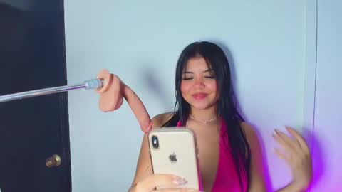 Snapshot of lizz_tender chatting on March 12, 4:24 pm Lizz  online show from March 12, 4:24 pm