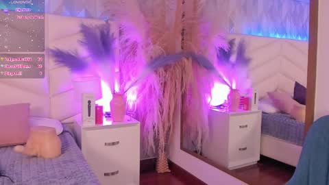 LIZZI online show from April 10, 10:03 pm