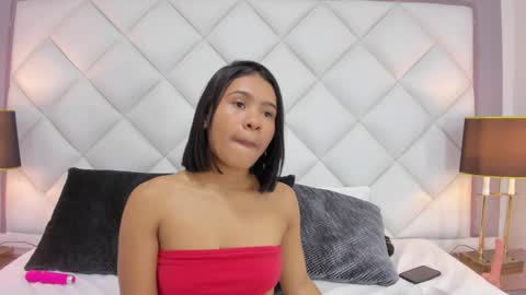  Lizzy  Axel  online show from December 4, 6:22 pm