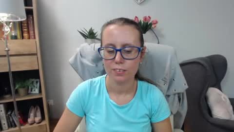Lizzy online show from July 10, 8:19 am