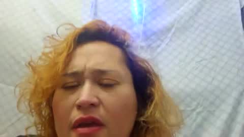 lizzyice8 online show from December 17, 7:26 am