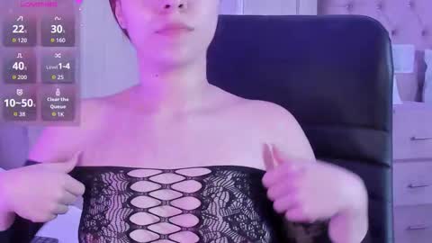 Lizzy Rossie online show from February 25, 9:29 pm