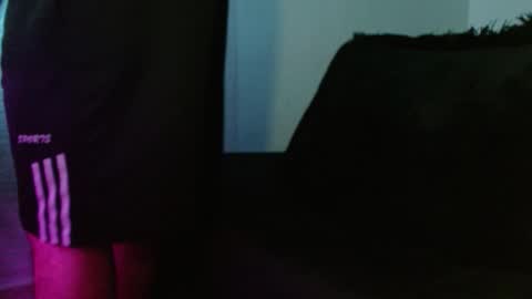 lliamm 2 online show from September 9, 5:29 am