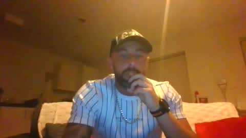 Leon online show from September 21, 6:45 pm