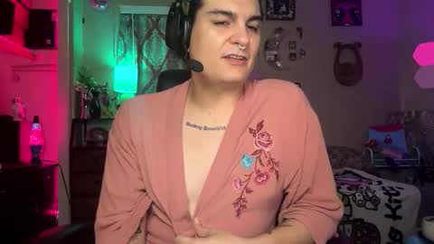 LobotomyPrincess online show from April 3, 7:04 am