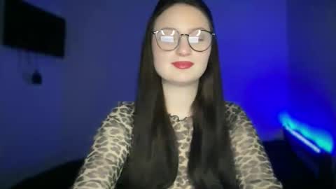 locaalis1 online show from November 3, 2:07 pm