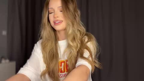 Lolla online show from February 12, 2:26 am