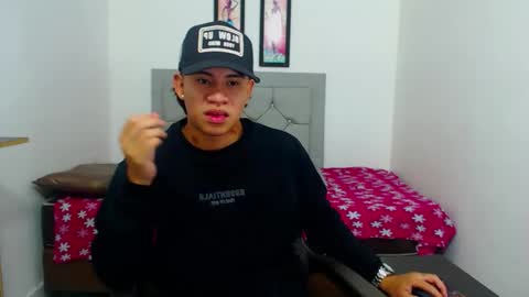 logannthh online show from March 8, 6:50 am