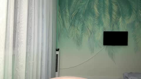 Kate online show from April 18, 1:13 pm