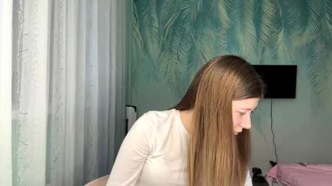 Kate online show from March 25, 12:45 pm