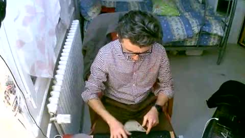 lokoum39 online show from March 13, 6:55 pm