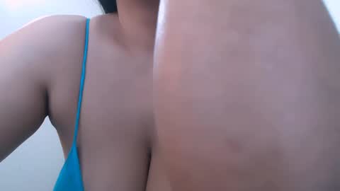 lola_222 online show from February 21, 2:06 pm