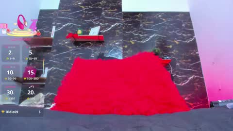 LOLA online show from October 31, 12:33 am