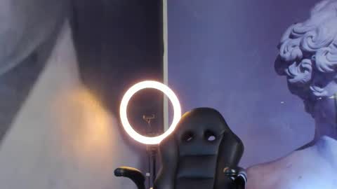 lola red online show from March 4, 6:07 pm