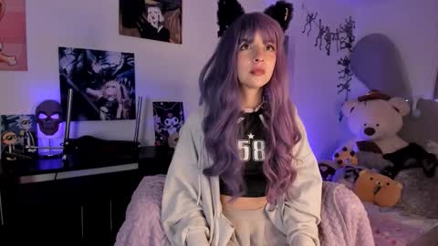 Snapshot of lolaa_bunnyy chatting on October 19, 1:05 pm Lola Bunny online show from October 19, 1:05 pm