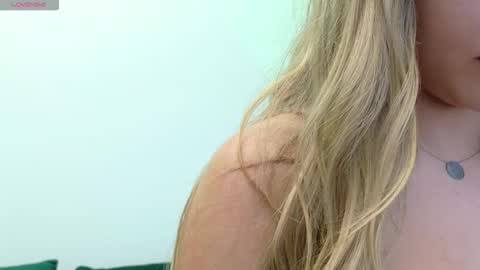 lolaamore_ online show from November 20, 10:07 pm