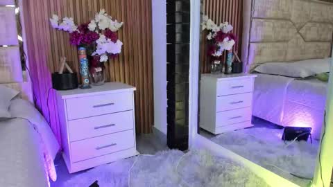 Lola Angel online show from February 24, 7:50 pm