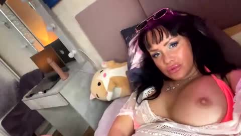 Lolaley2 online show from October 15, 8:15 am