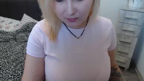 kiss online show from October 30, 9:32 am