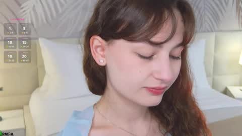 Snapshot of lolaprise chatting on September 17, 1:42 am Lola online show from September 17, 1:42 am