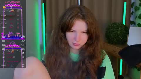 Mona online show from September 18, 1:15 pm