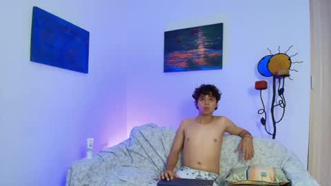 lolosexxlove online show from August 3, 12:34 am