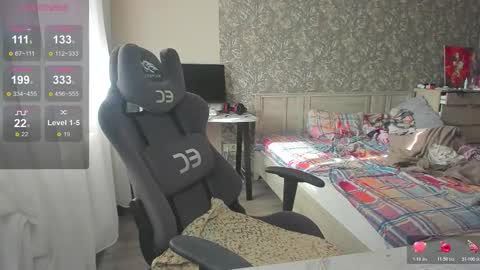 lona online show from December 5, 9:41 am