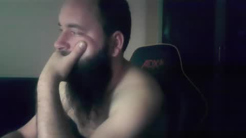 london_man1988 online show from November 22, 8:24 am