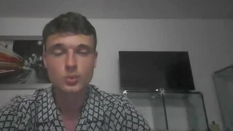 london_tomy online show from November 20, 5:06 am