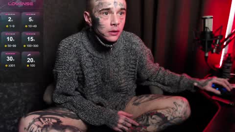 Snapshot of lone1ycrystal chatting on January 24, 5:11 pm Chris online show from January 24, 5:11 pm