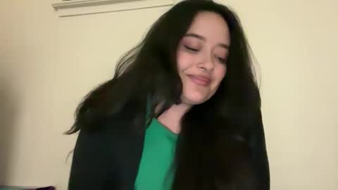 Paola online show from October 22, 8:50 am