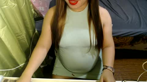 if you want to see my face take me private online show from July 1, 11:13 pm