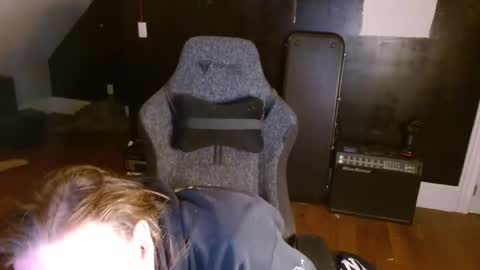 longhair online show from December 31, 1:36 am