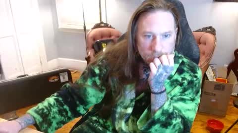 longhair online show from December 15, 4:30 am