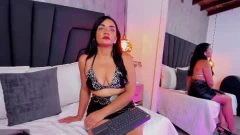 Longina online show from July 9, 8:13 pm
