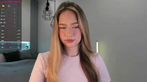 Eva online show from June 9, 2:06 pm