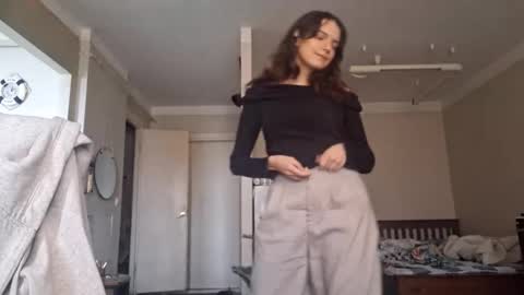 Kelly u can call Kelik online show from January 15, 10:13 am