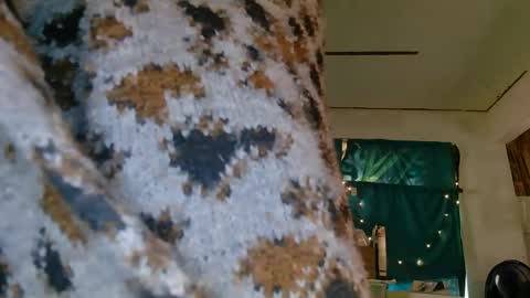 Londoncashmere69  online show from March 12, 4:35 pm