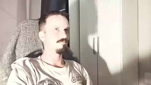 Lucas online show from October 15, 7:15 pm