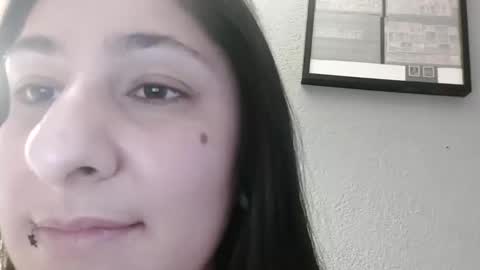 loolaunshaved online show from December 20, 6:48 pm