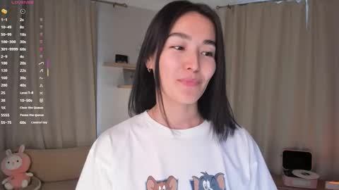 Lora control 2 min for every new Fan Club subscriber online show from February 19, 8:24 am