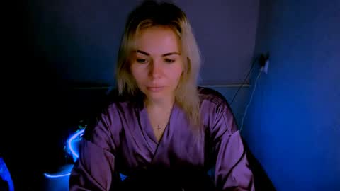 Lora online show from April 2, 3:14 am