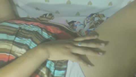 LorahxVane online show from March 18, 10:15 pm