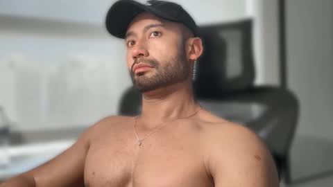 Cale online show from March 9, 9:52 pm