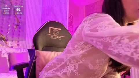 Loren online show from February 17, 3:16 am