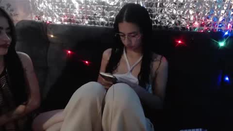 Snapshot of lorena_allison chatting on February 16, 2:09 am lorena  allison online show from February 16, 2:09 am