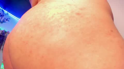 lorena_jade online show from May 22, 6:09 am