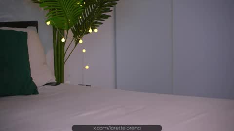 LoretteLorena online show from October 12, 5:55 am